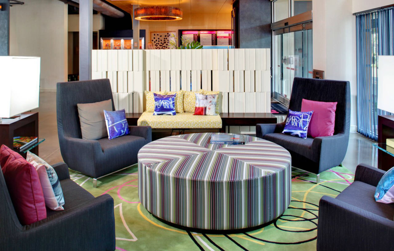 Aloft Chapel Hill Hotel Bagian luar foto